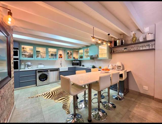 3 BEDROOM APARTMENT FOR SALE IN BEACH ESTATE